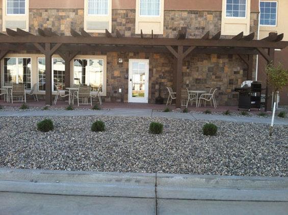 Landmark Suites - Williston Bagian luar foto