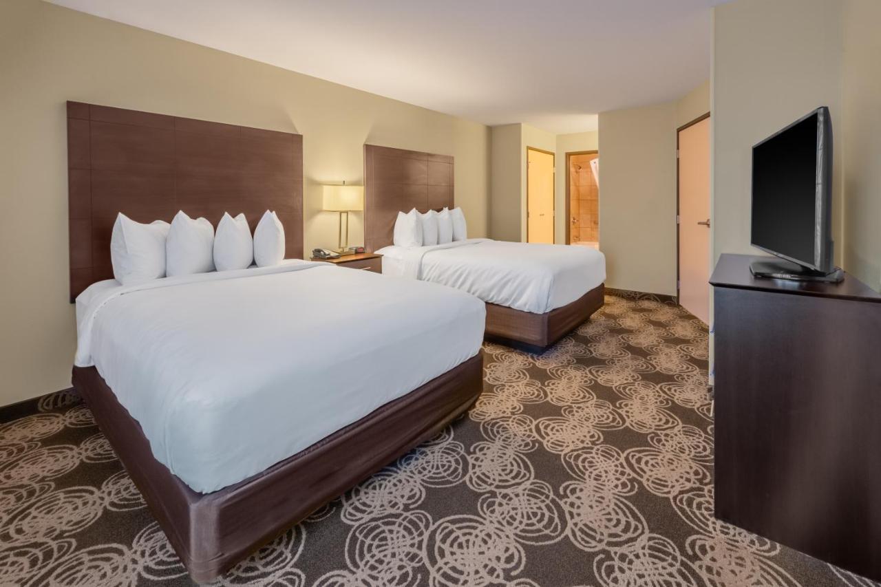 Landmark Suites - Williston Bagian luar foto