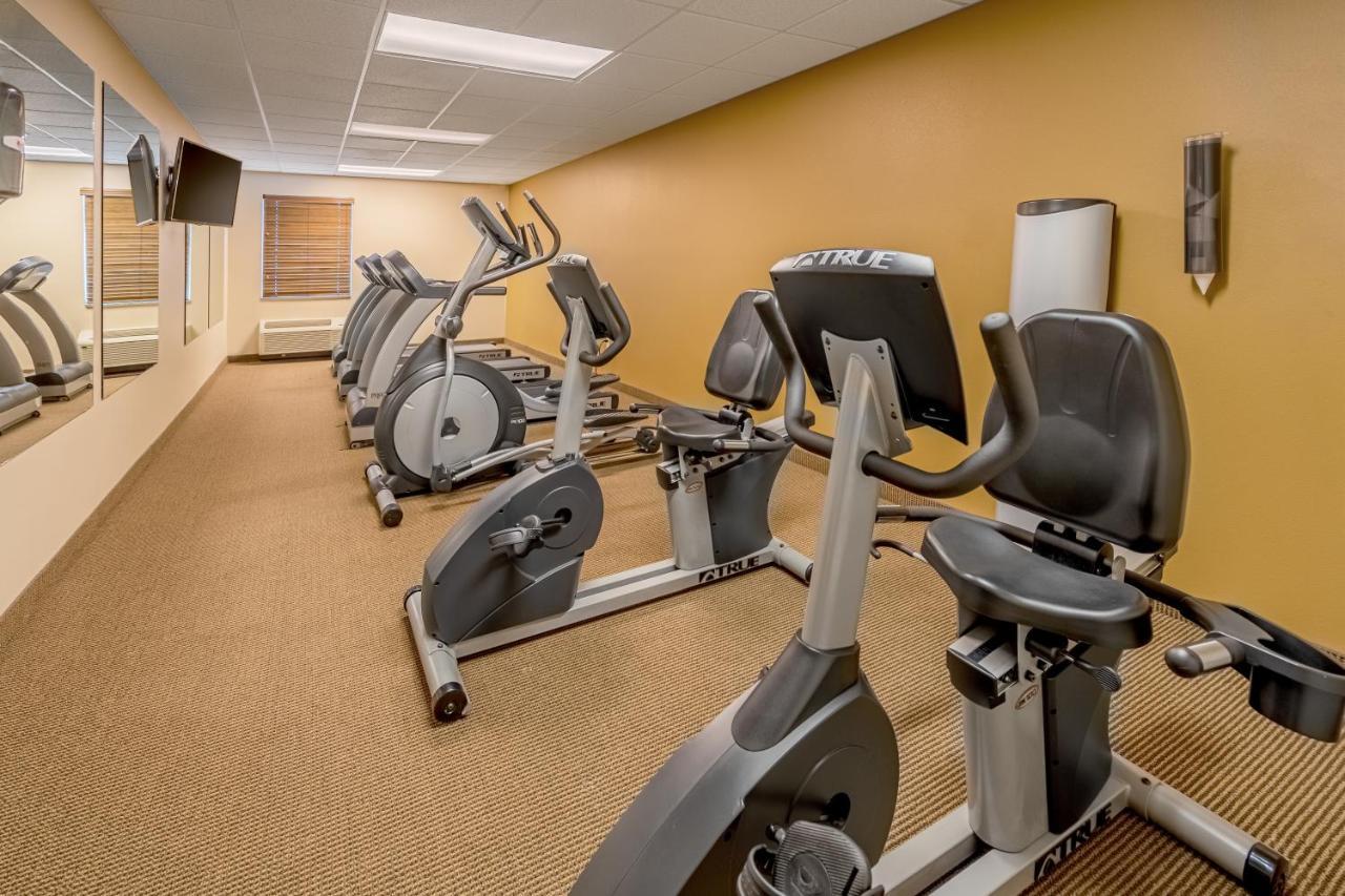 Landmark Suites - Williston Bagian luar foto